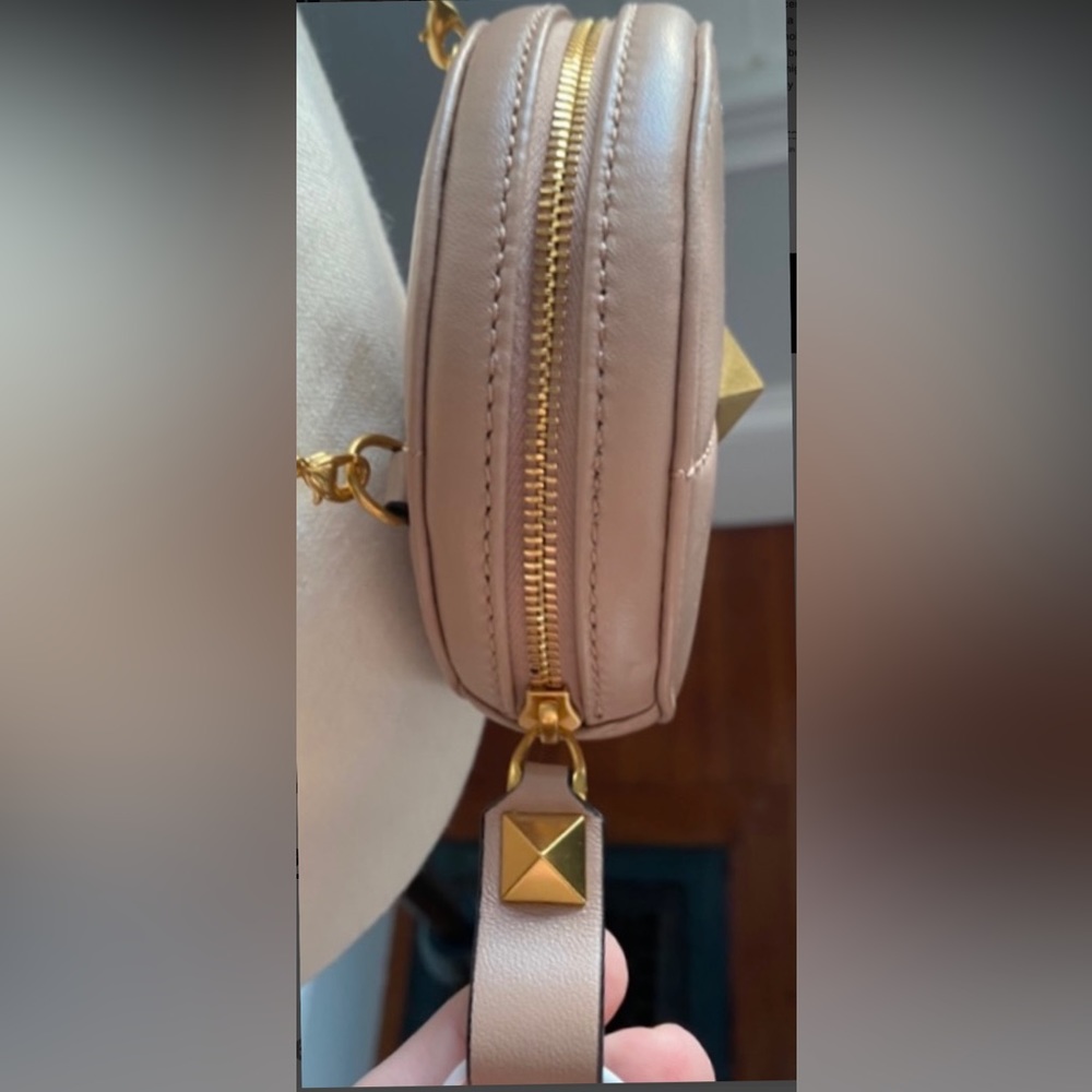 1st Prize 🏆 HP VALENTINO GARAVANI ROMAN STUD PURSE ROSE CANNELLE NEW SOLD OUT! - Picture 12 of 15